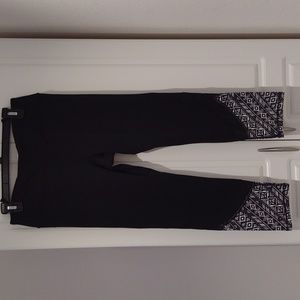 Black Gaiam Yoga Workout Pants